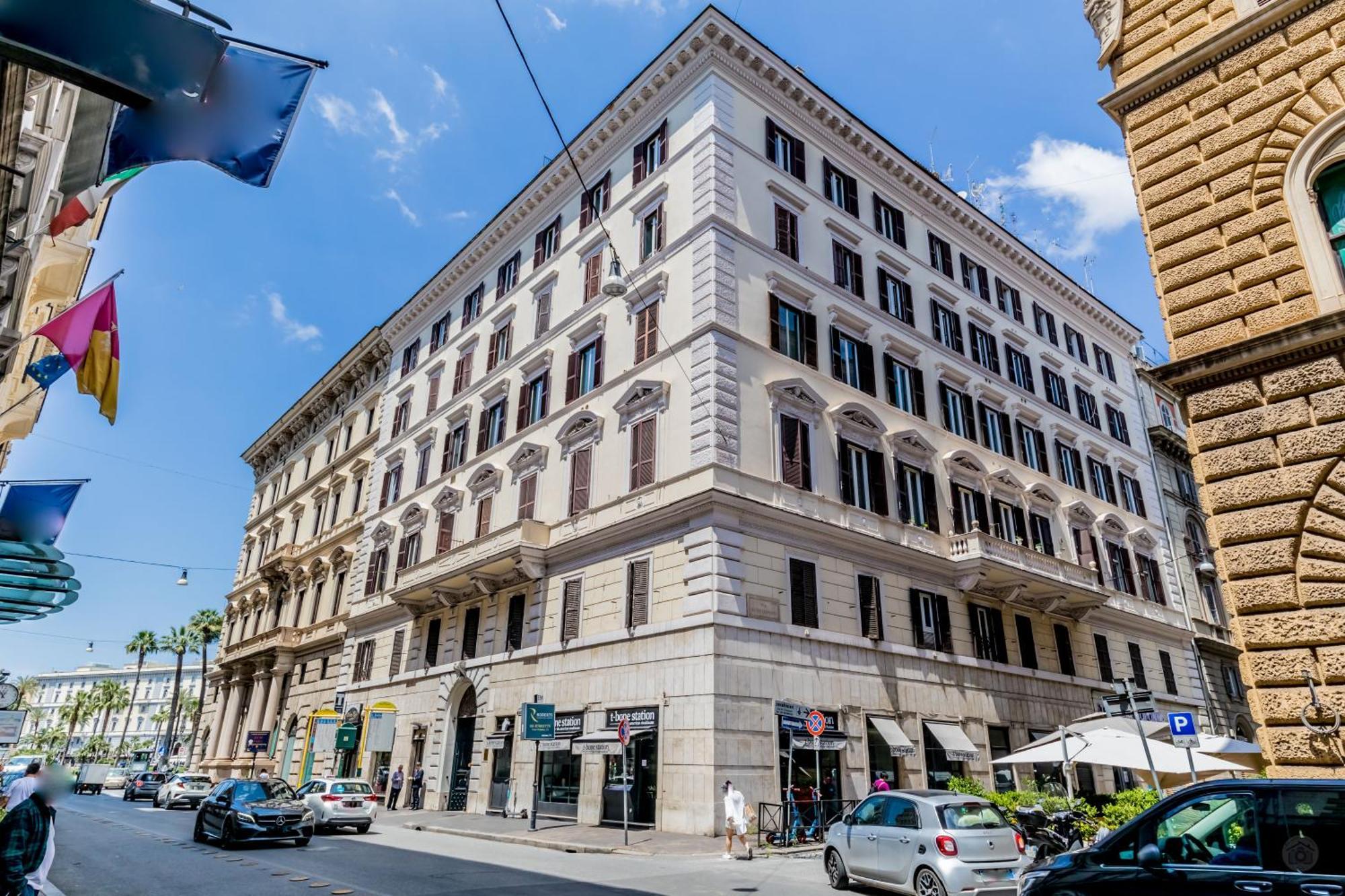 Attico Nel Cuore Di Roma Con Box Privato Per Auto Dış mekan fotoğraf