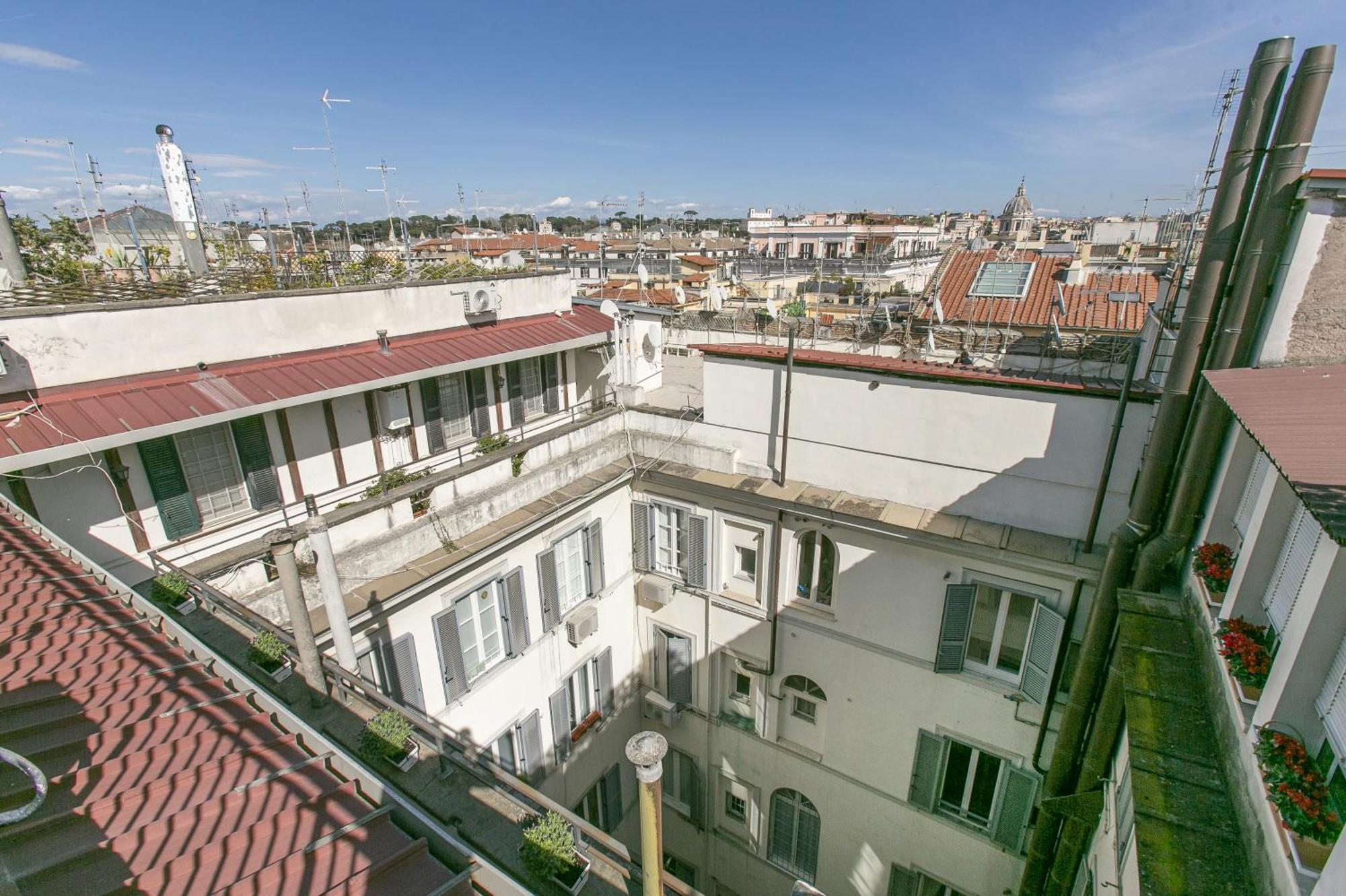 Attico Nel Cuore Di Roma Con Box Privato Per Auto Dış mekan fotoğraf